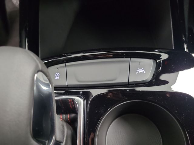 2025 – Chevrolet – Trax