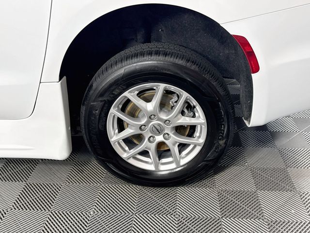 Used 2024 Chrysler Pacifica Van