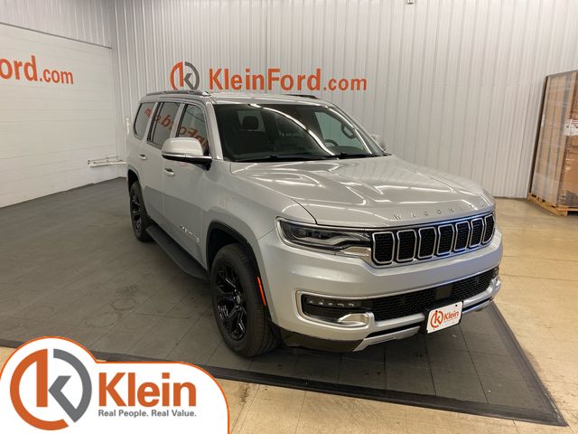  2022 Jeep Wagoneer Series II 4WD   