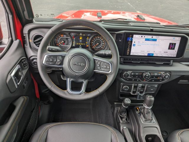 2024 Jeep Wrangler 4-Door Sahara 4x4