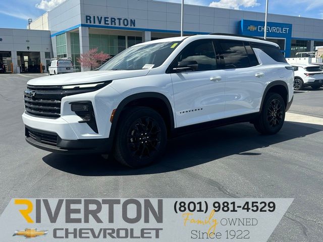 Summit White 2026 Chevrolet Traverse LT AWD SUV / Crossover Four-Wheel Drive 8-Speed Automatic