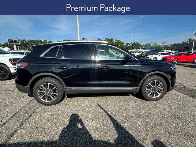 2023 Lincoln Nautilus Standard photo