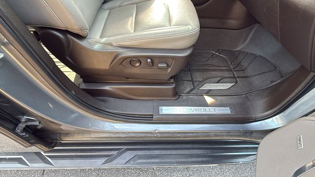 used 2021 Chevrolet Suburban car, priced at $36,171