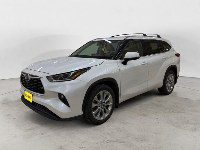 Pre-Owned 2022 Toyota Highlander Limited AWD 4D Sport Utility