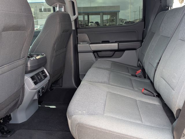 Used 2024 Black Ford XLT image 23