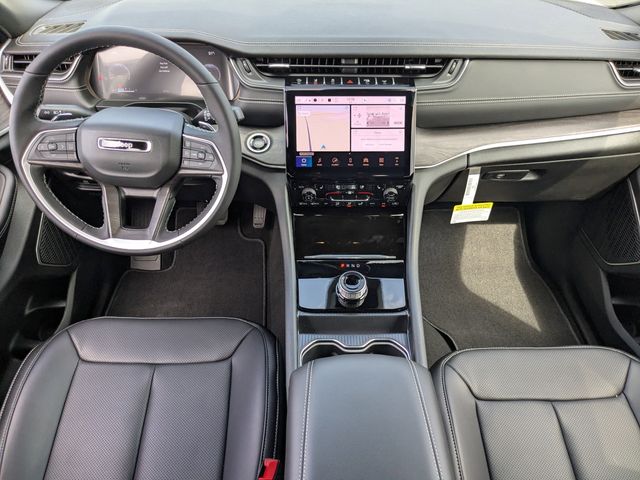 2025 Jeep Grand Cherokee Limited 4x2