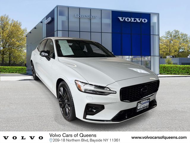 2024 Volvo S60 B5 Plus Black Edition AWD