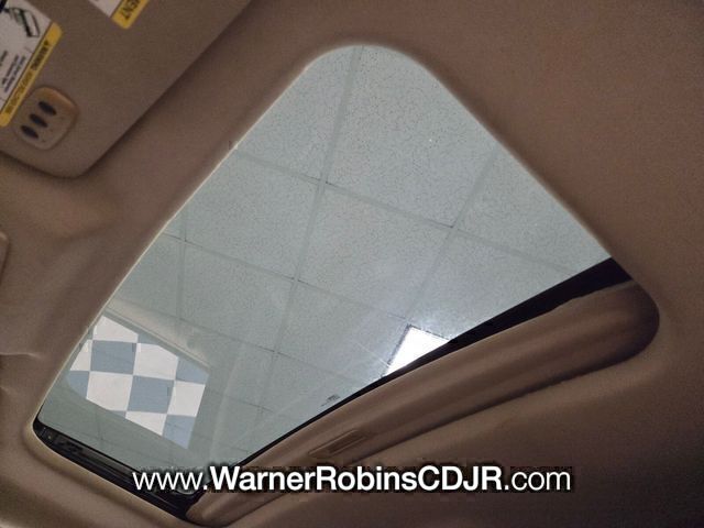 Used 2010 Black Ford Lariat image 17