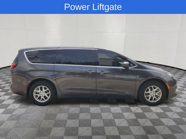 Used 2022 Chrysler Voyager Van