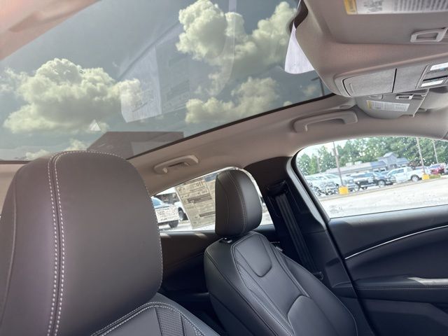 New 2025 White Ford Premium image 16