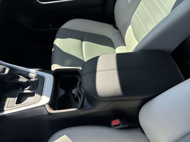 Used 2020 Toyota RAV4 SUV