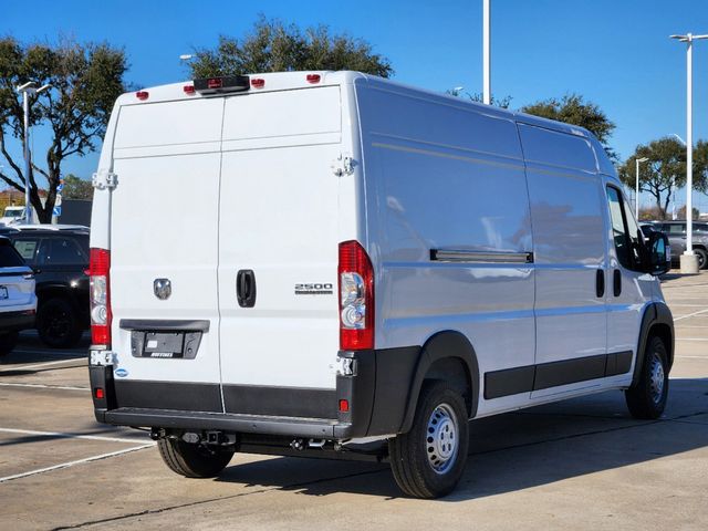 2025 Ram ProMaster 2500 High Roof 4