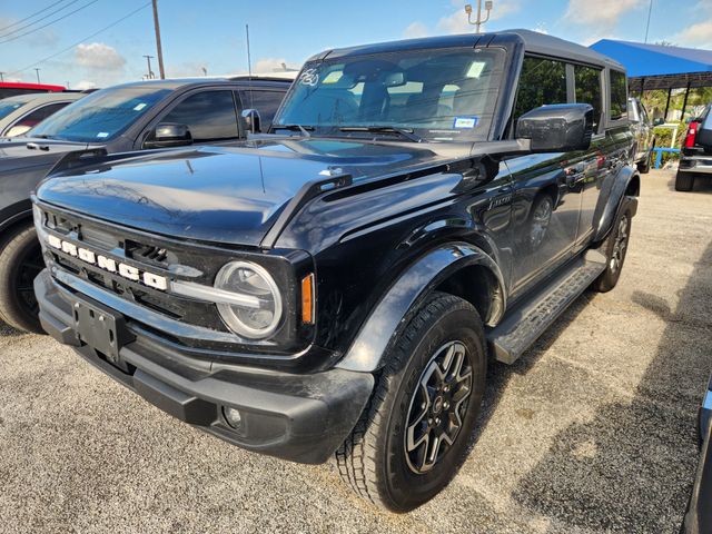 2025 Ford Bronco Outer Banks Black at Legacy Ford