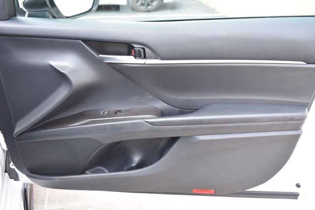2022 Toyota Camry TRD - Photo 16