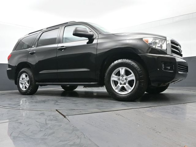 2016 Toyota Sequoia SR5 36