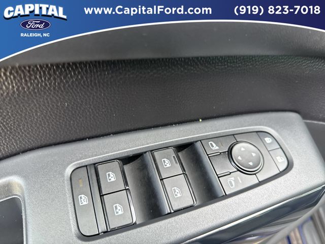 Used 2025 Blue Nissan SV image 21
