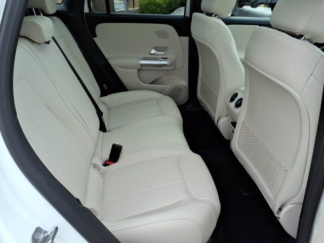 New 2026 White Mercedes-Benz GLA 250 image 20