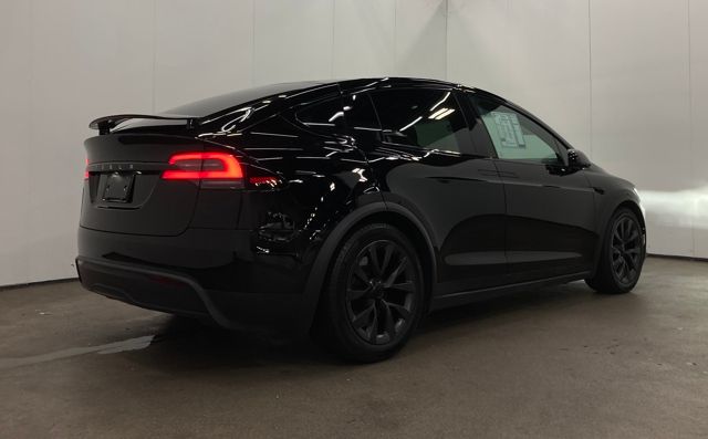 2023 Tesla Model X Standard Range