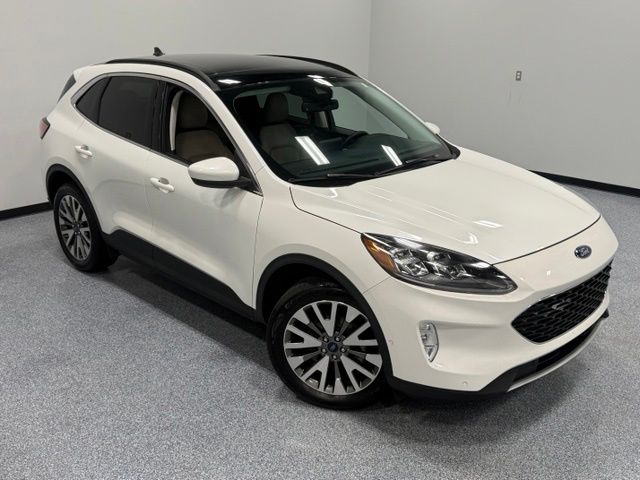 Used 2021 White Ford Titanium image 36