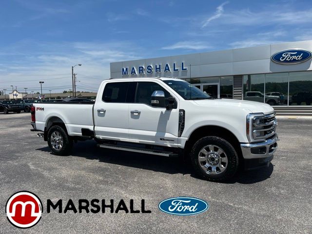 White Metallic 2024 Ford F-350 Super Duty Pickup Truck Four-Wheel Drive Automatic