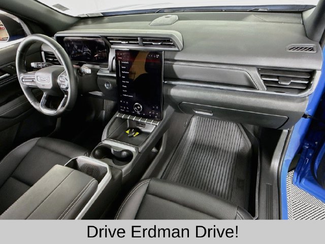 Used 2025 GMC Terrain SUV