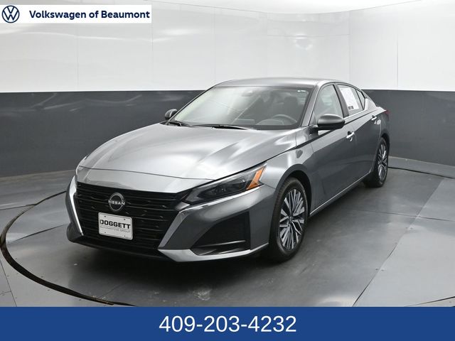 2025 Nissan Altima 2.5 SV FWD