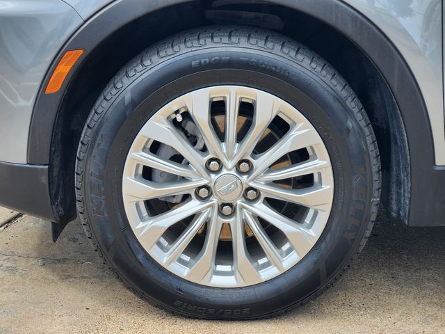 2024 Cadillac XT4 Luxury Silver at Tom Peacock Cadillac