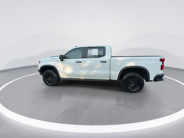 Used 2023 White Chevrolet ZR2 image 5