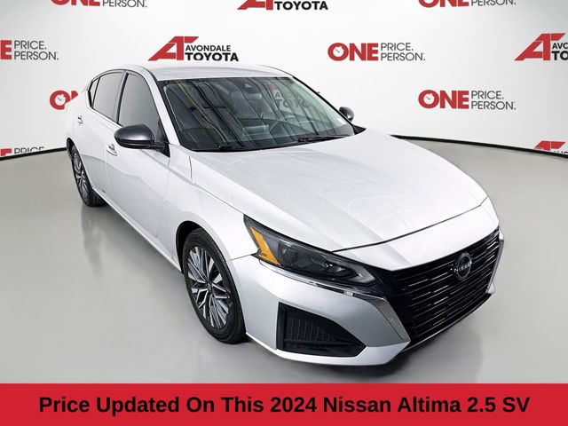 Brilliant Silver Metallic 2024 Nissan Altima 2.5 SV FWD Sedan Front-Wheel Drive Continuously Variable Transmission