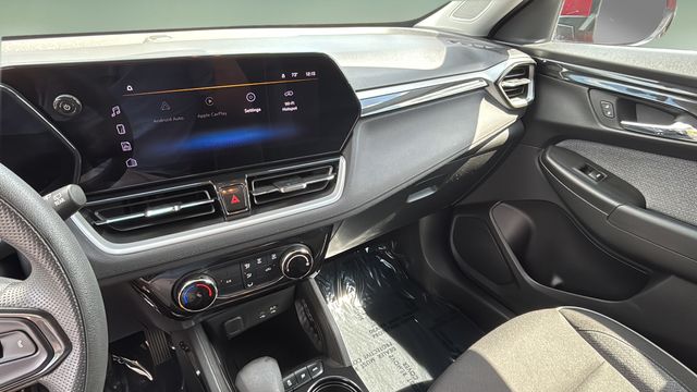 Used 2025 Red Chevrolet LT image 24
