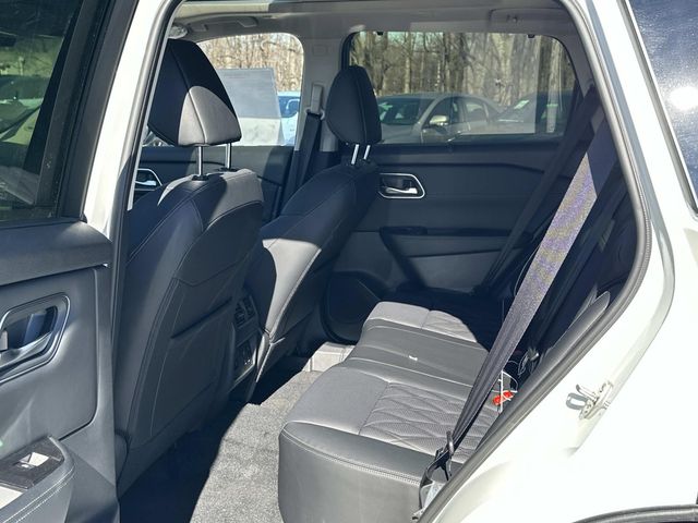 2026 Nissan Rogue Platinum - Photo 12