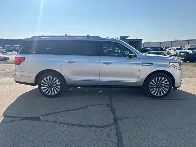 2018 Ingot Silver Lincoln Navigator L Select 4X4 SUV