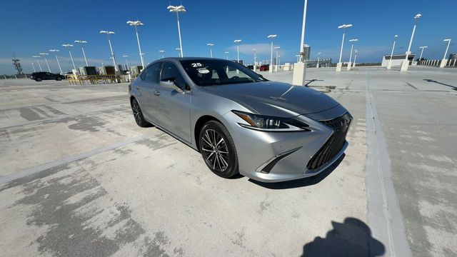 2025 Lexus ES - $46,788