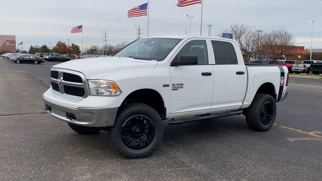 2022 Ram 1500 Classic SLT 4