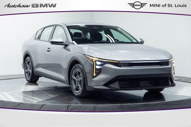Steel Gray 2025 Kia K4 Sedan Front-Wheel Drive Continuously Variable Transmission