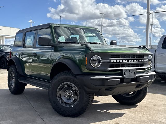 New 2025 Green Ford Base image 2