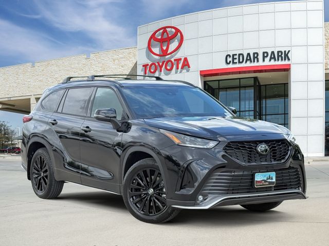 Midnight Black Metallic 2023 Toyota Highlander XSE FWD SUV / Crossover Front-Wheel Drive 8-Speed Automatic