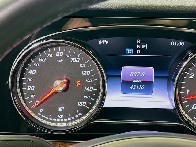 Thumbnail: 2018 Mercedes-Benz E-Class - 12