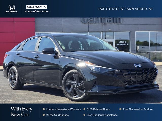 2022 Hyundai Elantra SEL