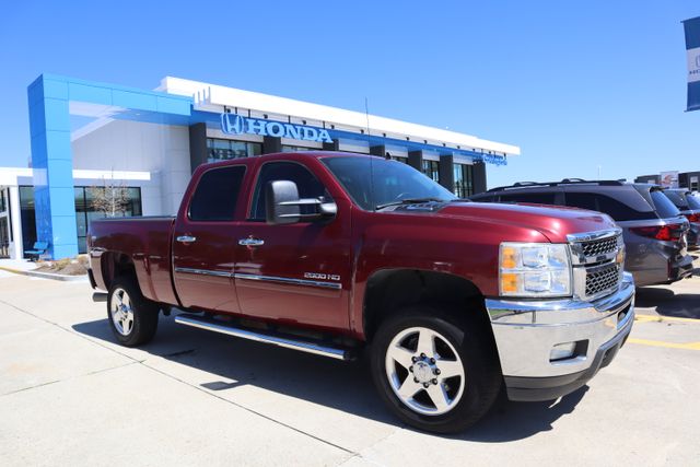 2013 Chevrolet Silverado 2500HD LT Crew Cab RWD