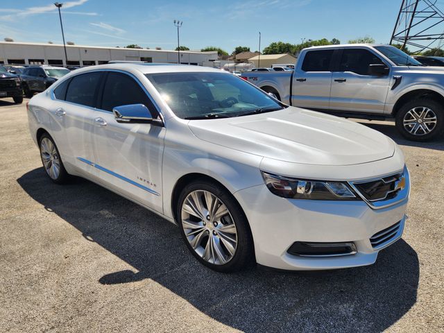 White (Iridescent Pearl Tricoat) 2019 Chevrolet Impala Premier FWD Sedan Front-Wheel Drive 6-Speed Automatic Overdrive