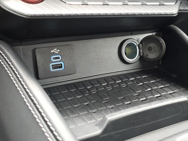 2024 Ford Mustang EcoBoost Premium:B02185