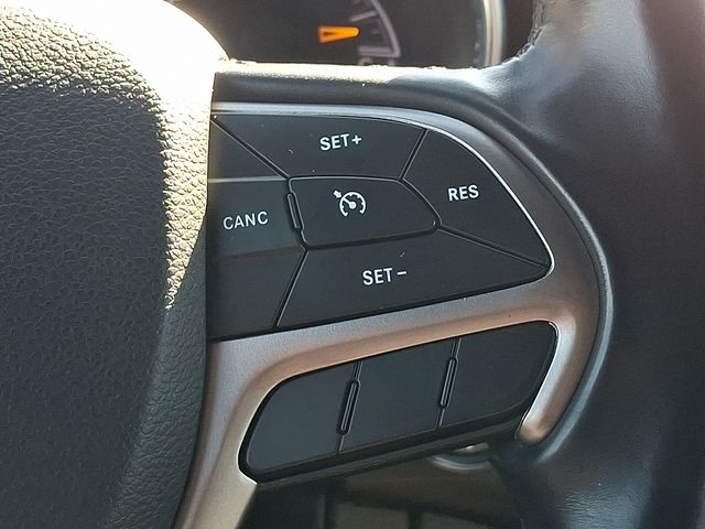 used 2021 Jeep Grand Cherokee car, priced at $19,965