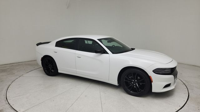 2016 Dodge Charger SE White at Mac Haik CDJR North Houston
