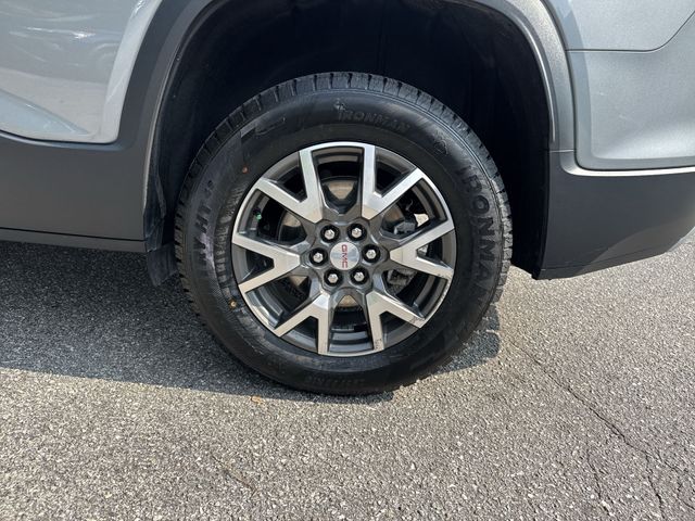 Used 2023 Silver GMC SLE image 33