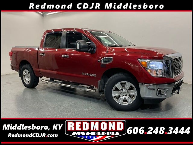  2017 Nissan Titan SV Crew Cab 4WD   