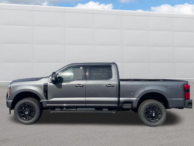 2024 Ford F-350SD Lariat 2