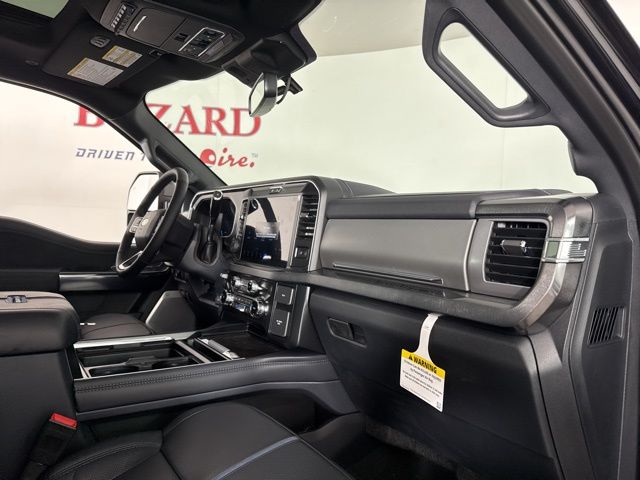 2025 Agate Black Metallic Ford Super Duty F-250 SRW Platinum 4X4 Truck