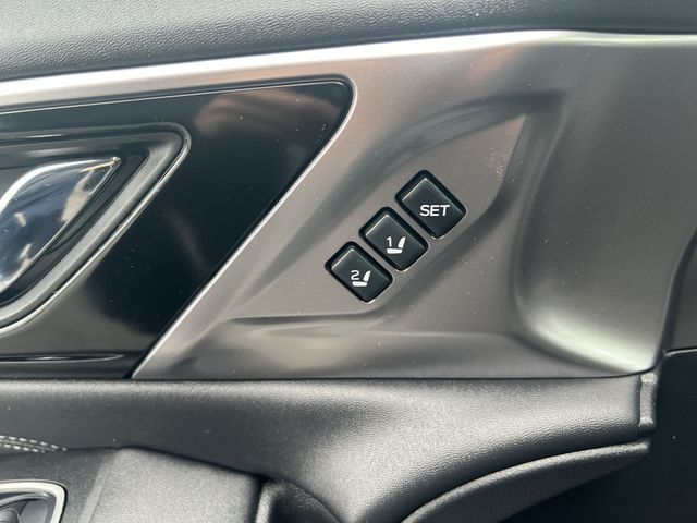 Used 2025 Black Subaru Limited image 29