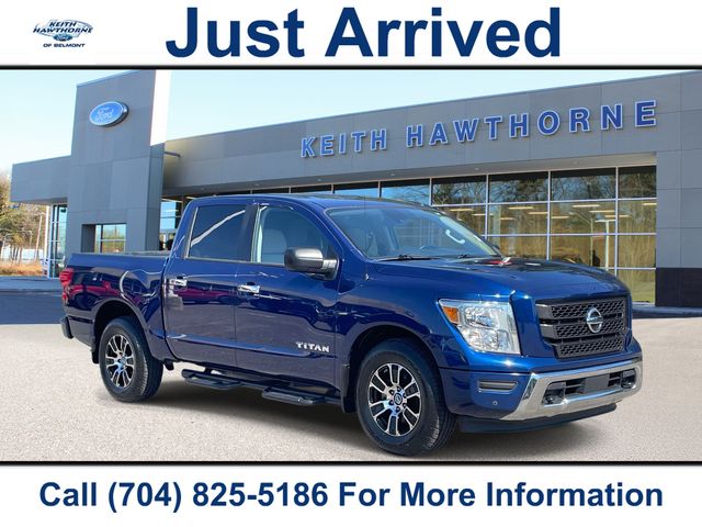 Deep Blue Pearl 2021 Nissan Titan SV Crew Cab 4WD Pickup Truck Four-Wheel Drive 9-Speed Automatic